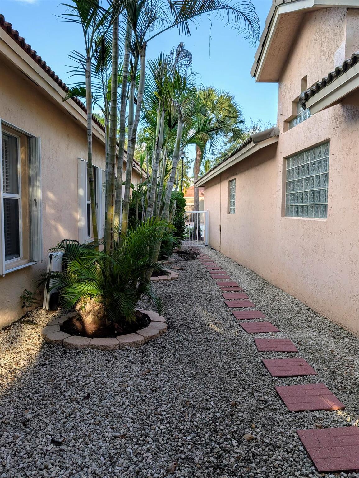 Sapphire Shores 1 - Residential