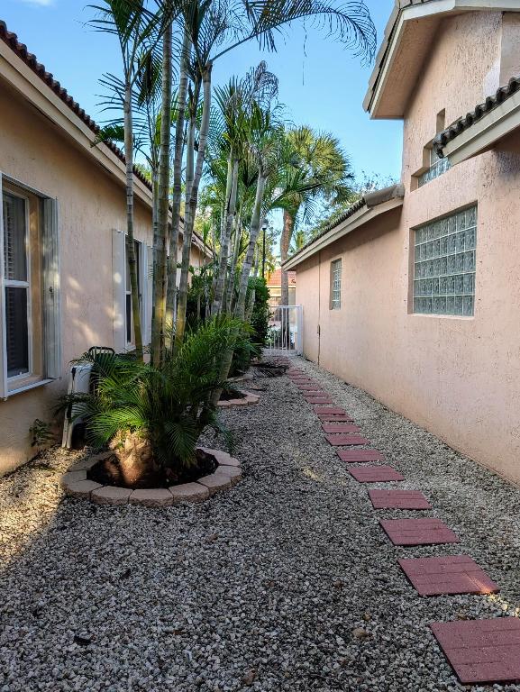 Sapphire Shores 1 - Residential