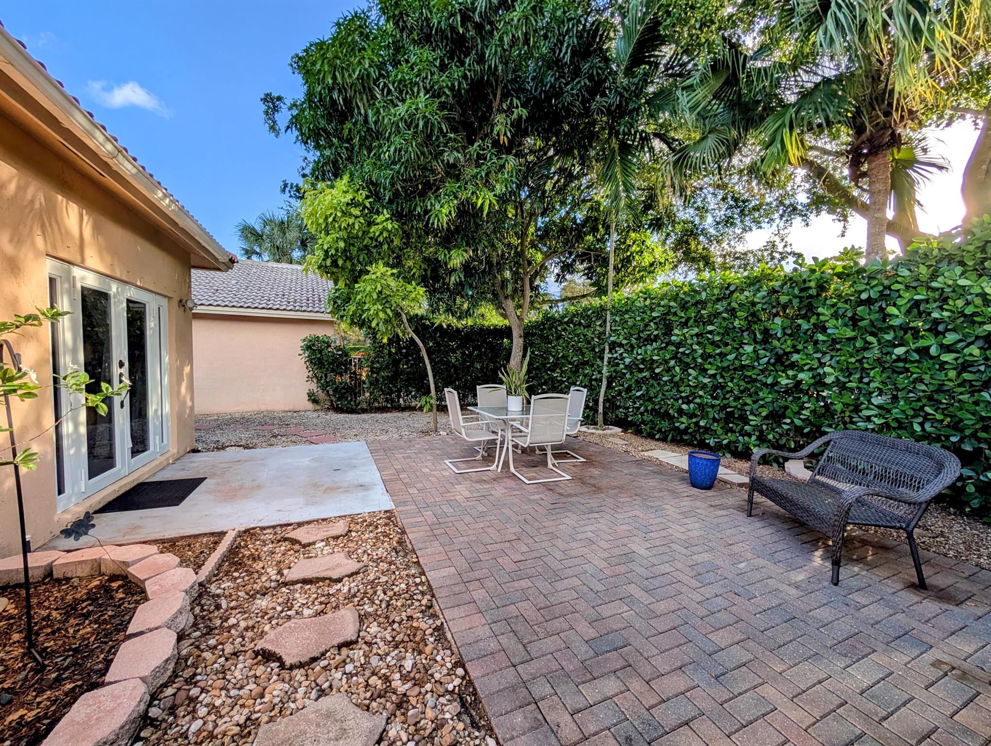 Sapphire Shores 1 - Residential