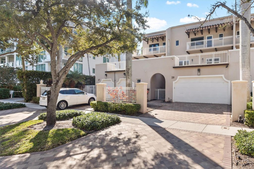 Photo of 59 Hendricks Isle, Fort Lauderdale, FL 33301 (MLS # F10551031)