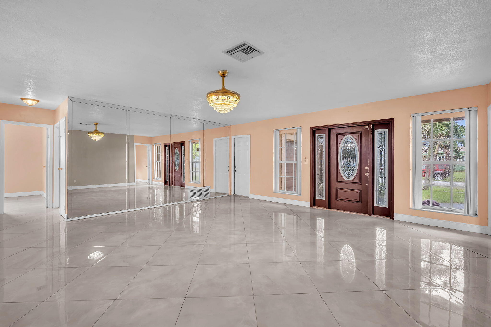 7399 NW 20TH Court