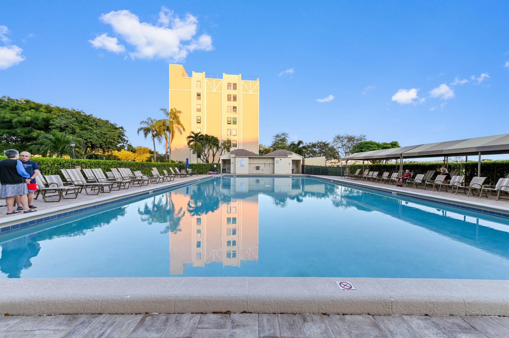 HUNTINGTON LAKES - Residential