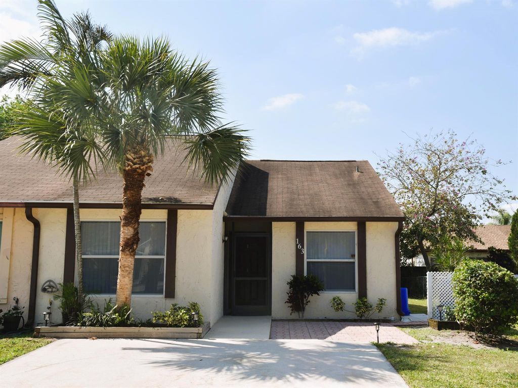 Photo of 163 Pinewood Court, Jupiter, FL 33458 (MLS # R11129680)