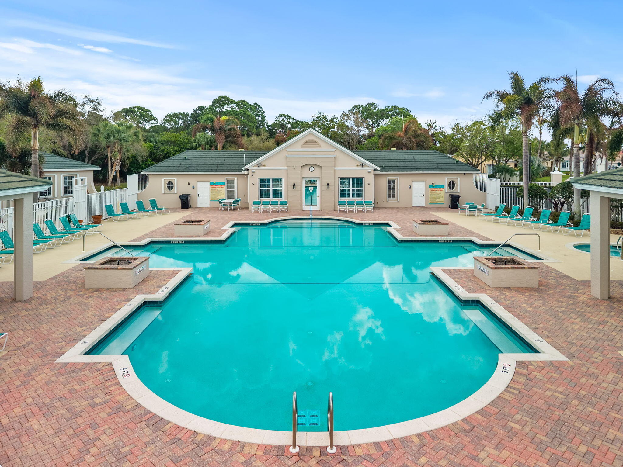 LAKEFOREST AT ST LUCIE WEST PHASE 1 - Residential