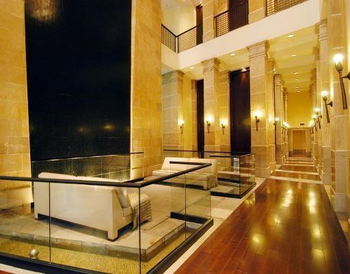 SAYAN CONDO - Residential