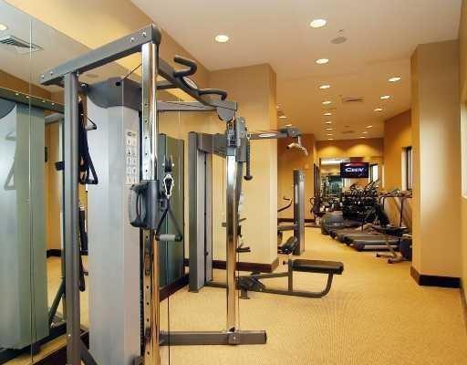 SAYAN CONDO - Residential