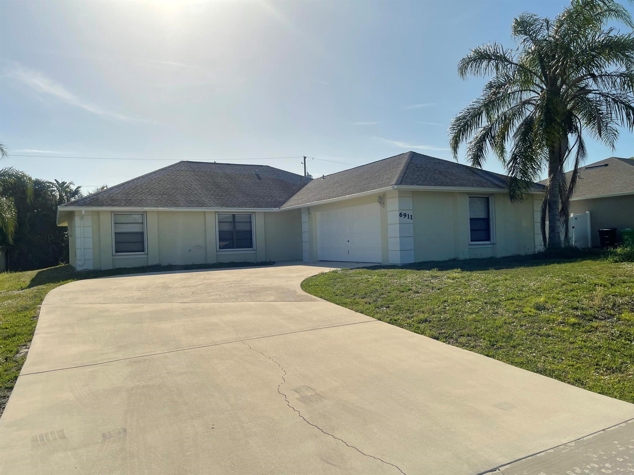 SPACIOUS 3/2/2 HOME WITH A BIG SCREENED PORCH IN A GREAT AREA. ALL CERAMIC TILED FLOORS, BUT LAMINATED FLOORS IN BEDRMS AND FAMILY RM. PARTIAL FENCED IN BACKYARD. FRESHLY PAINTED INTERIOR AND EXTERIOR.ACCORDIAN SHUTTER AND PANEL SHUTTERS More photos soon