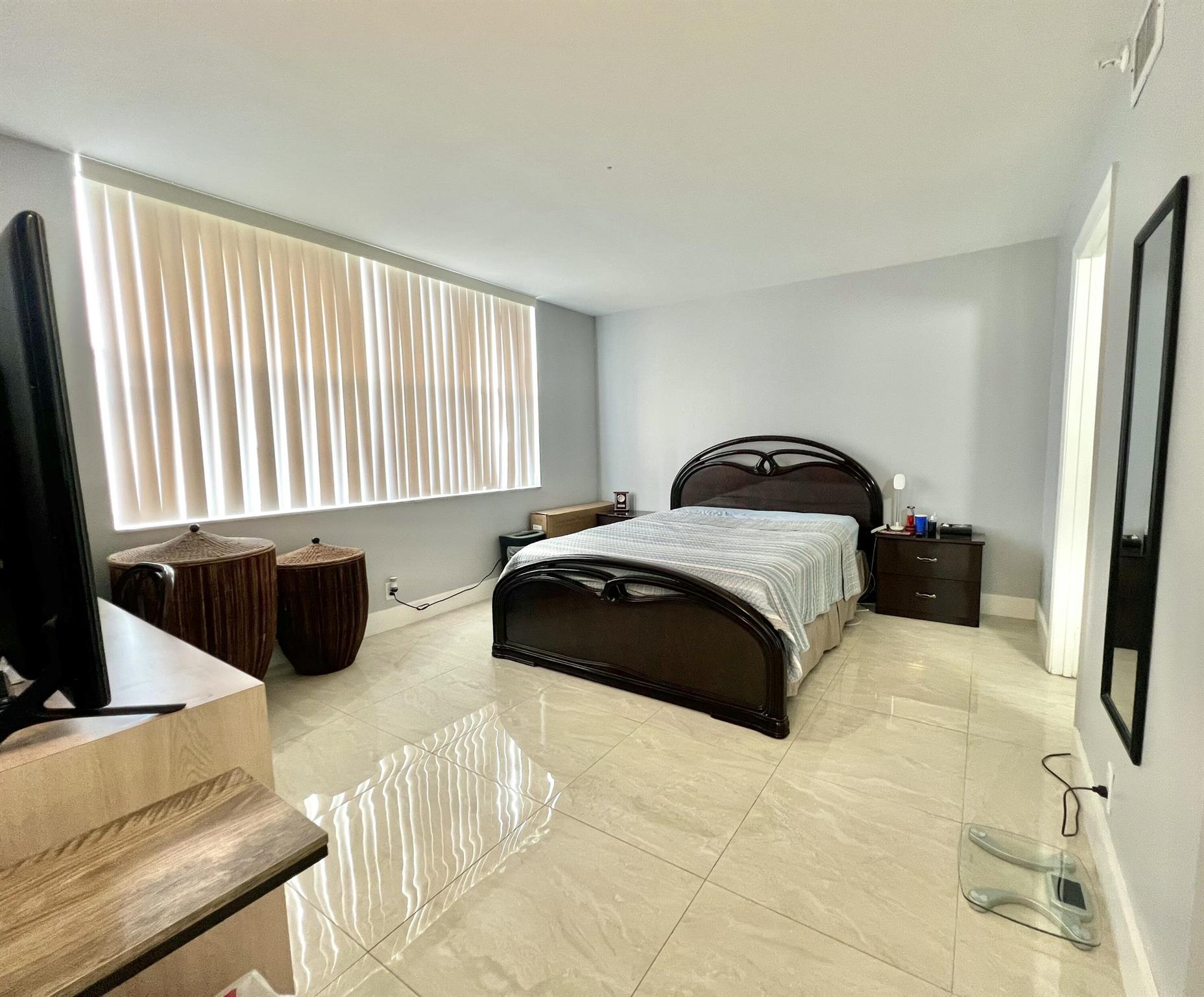 WATERS EDGE TOWERS CONDO - Residential Lease