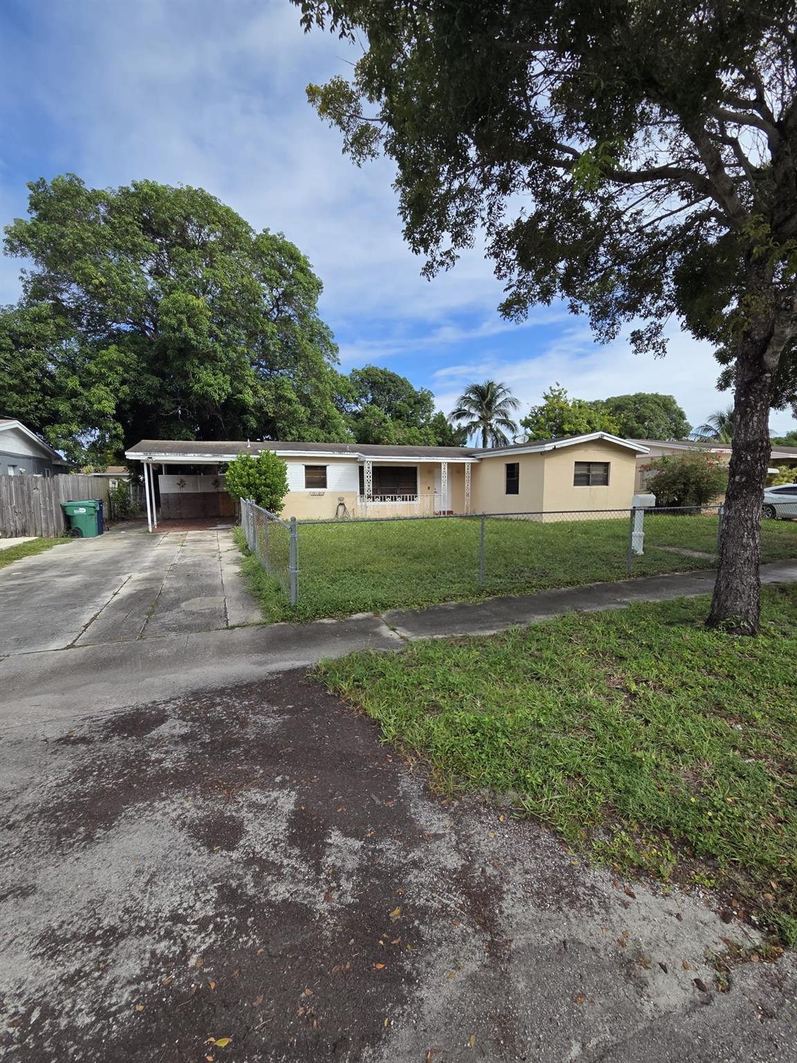 Scott Lake Manor Sec 03 - Residential Lease