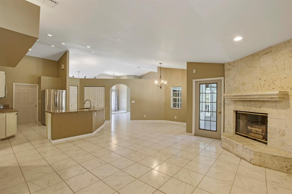 Acreage & Unrec - Residential