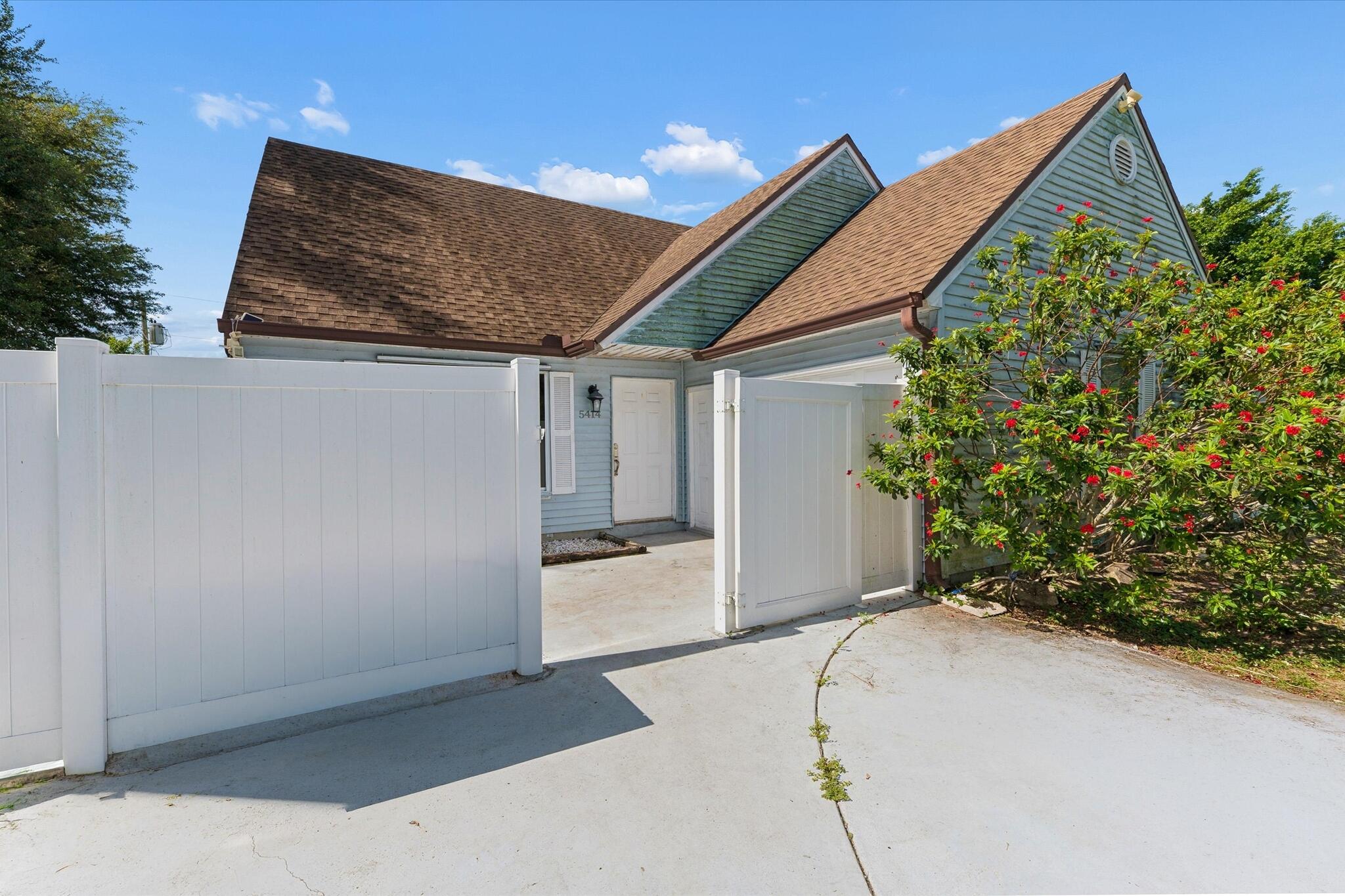 5414 SUNRISE Boulevard