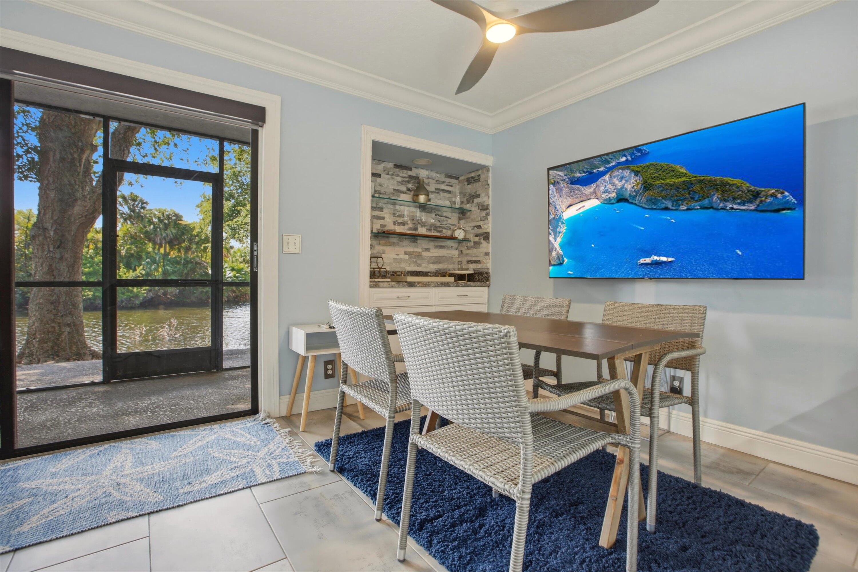 SEA RISE CONDO - Residential