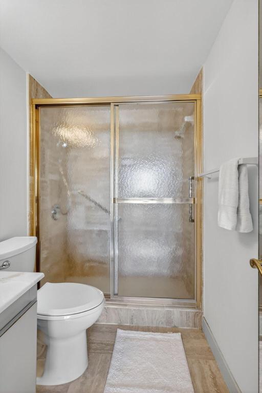 LA PALMA CONDO - Residential