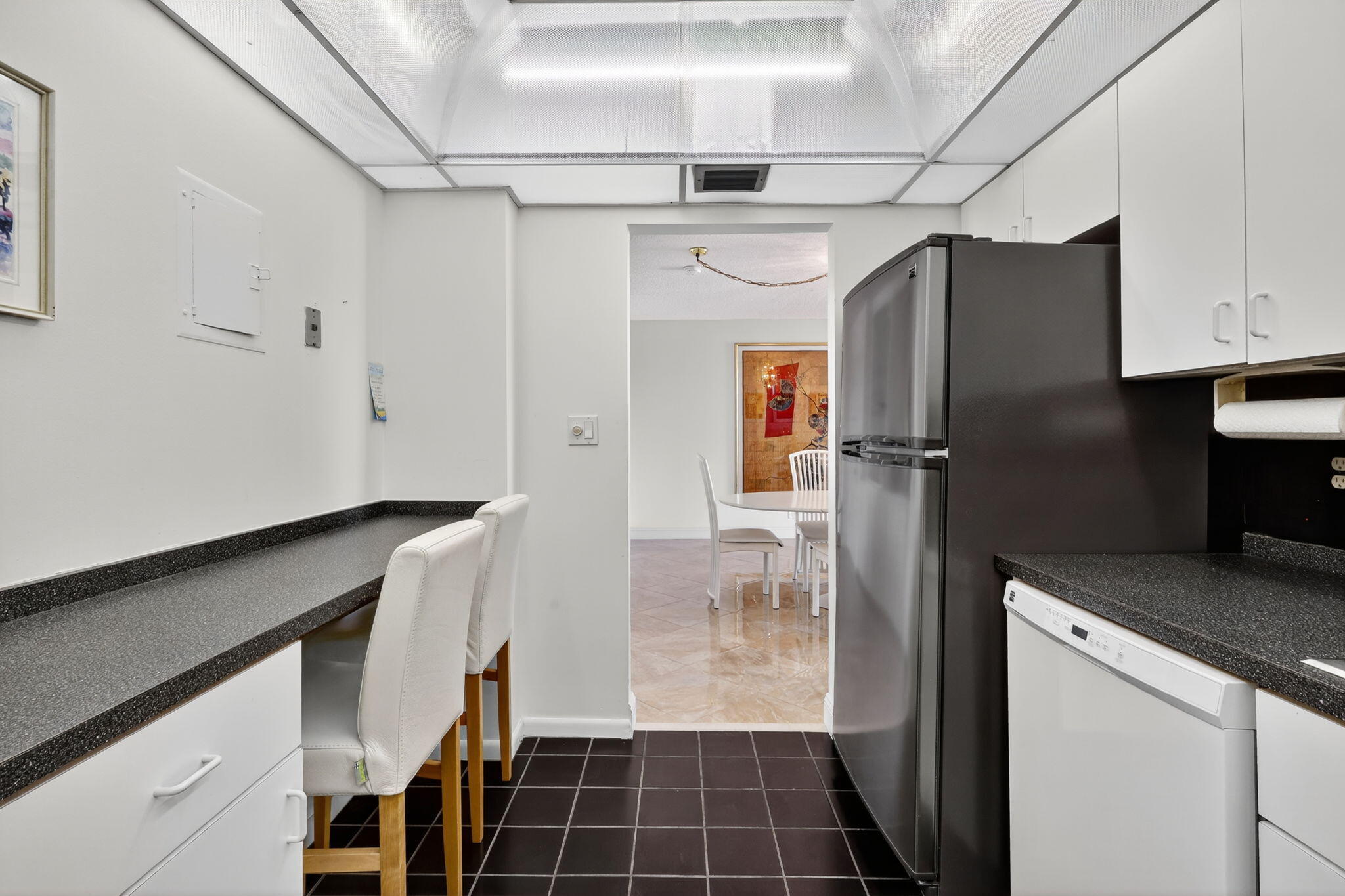 LA PALMA CONDO - Residential