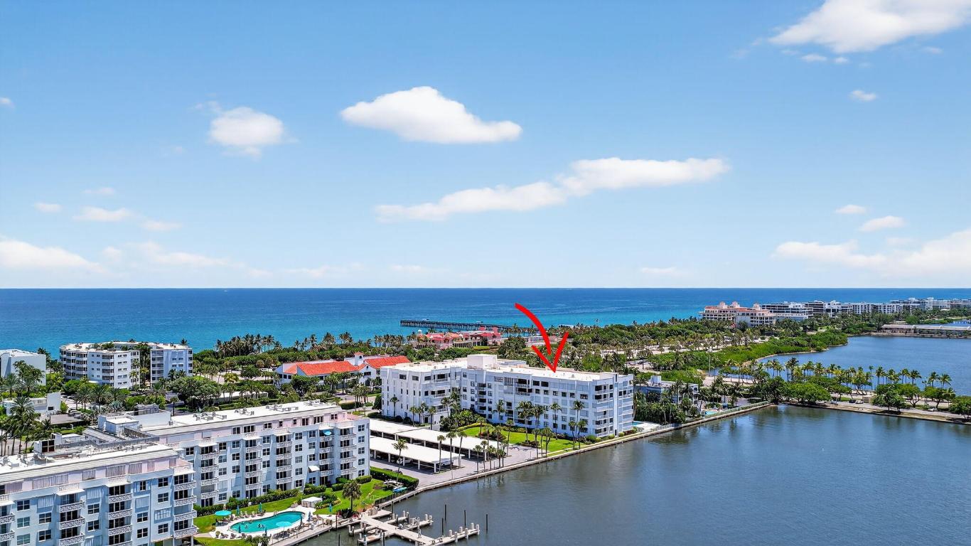 LA PALMA CONDO - Residential