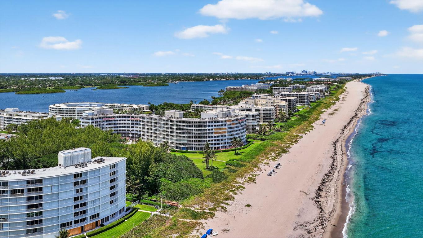 LA PALMA CONDO - Residential