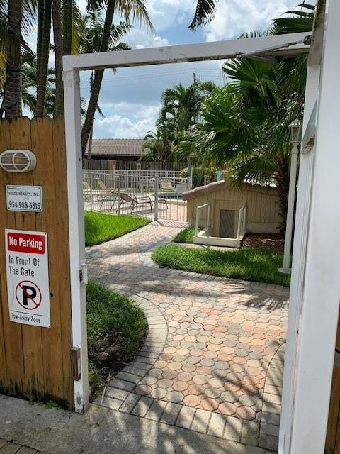 728 NE 13th Ct 14