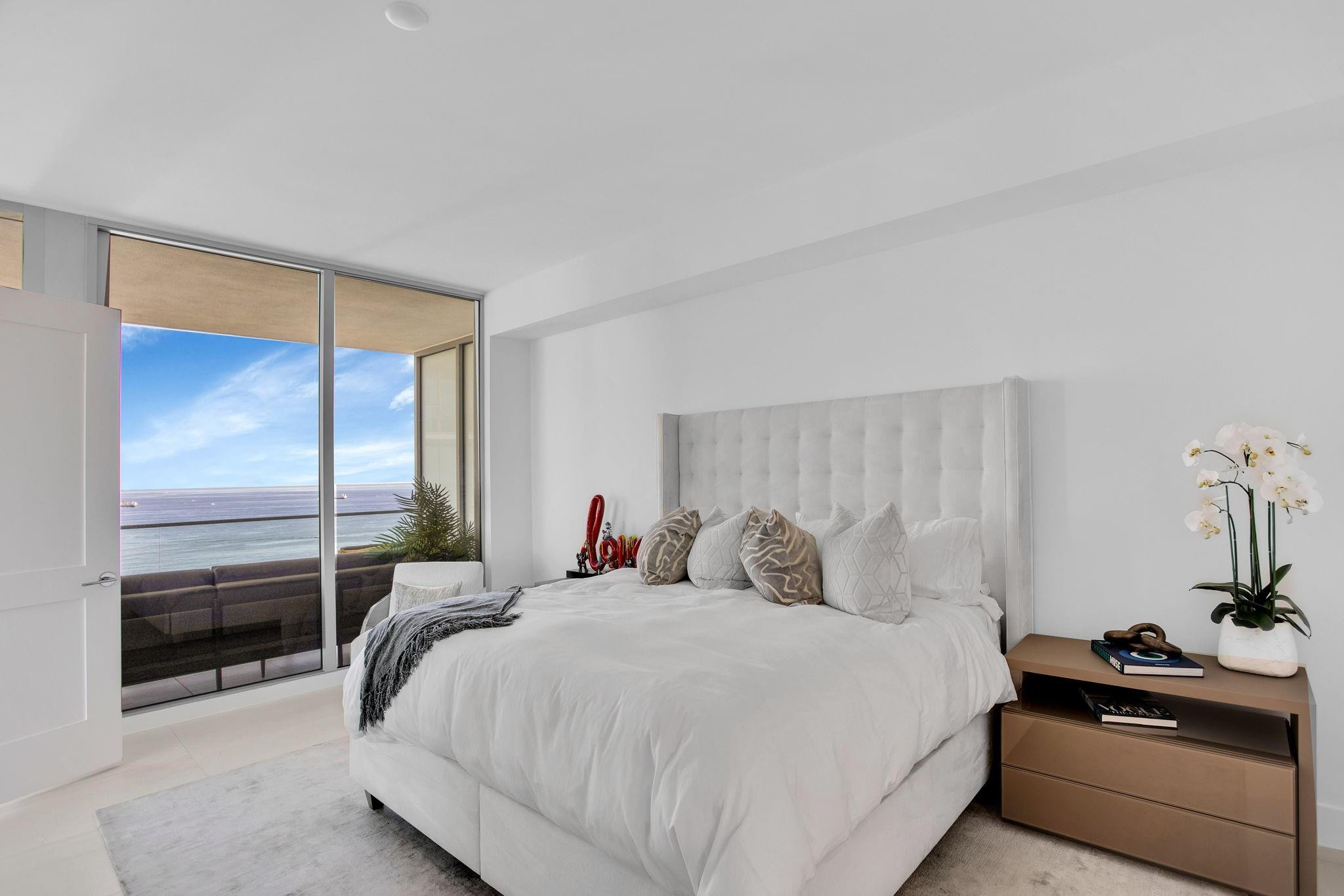 Selene Oceanfront Residen - Residential