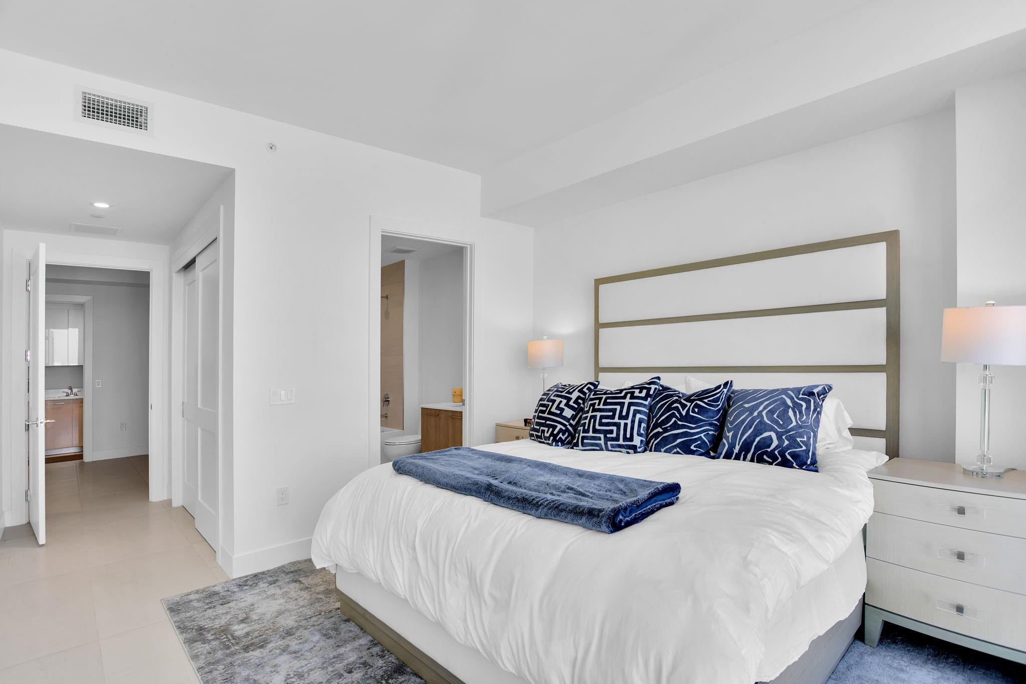 Selene Oceanfront Residen - Residential