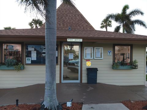 A home in Hutchinson Island