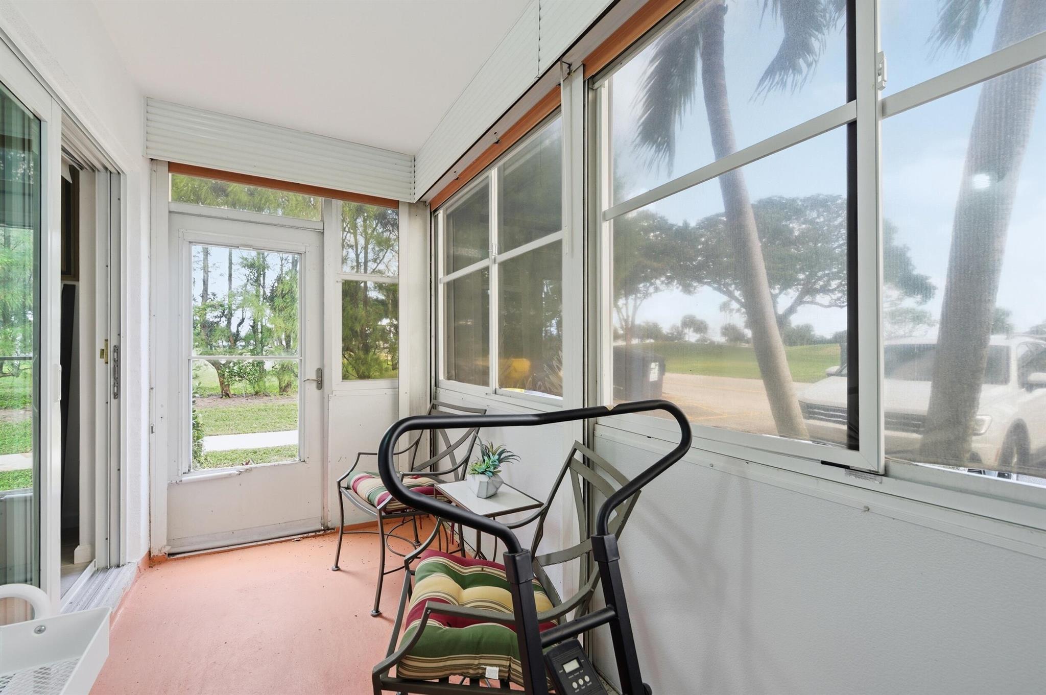 KINGS POINT FLANDERS COND - Residential