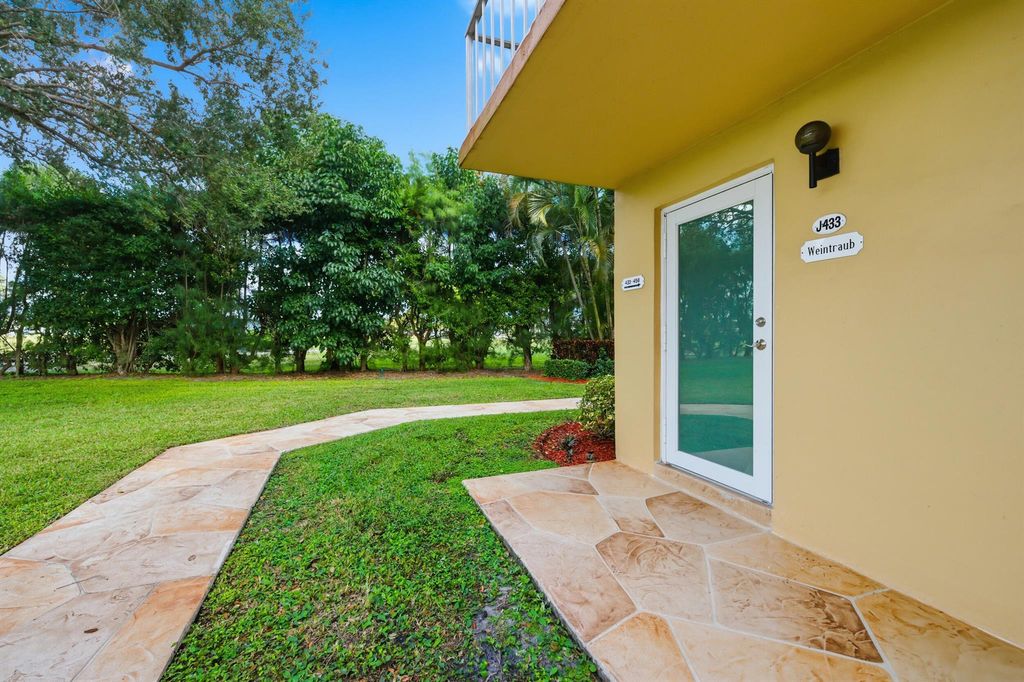 Photo of 433 Flanders J, Delray Beach, FL 33484 (MLS # R11148928)