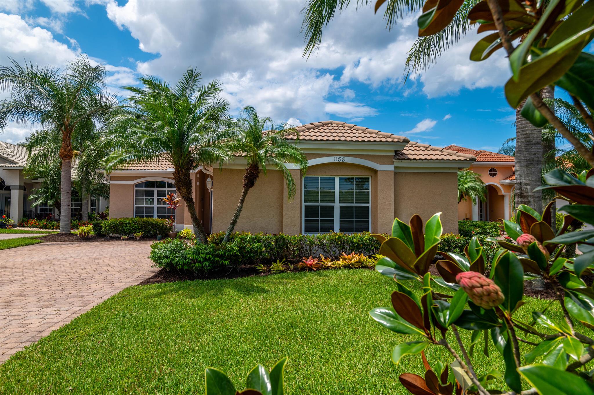 JENSEN BEACH COUNTRY CLUB PLAT NO. 8 - Residential