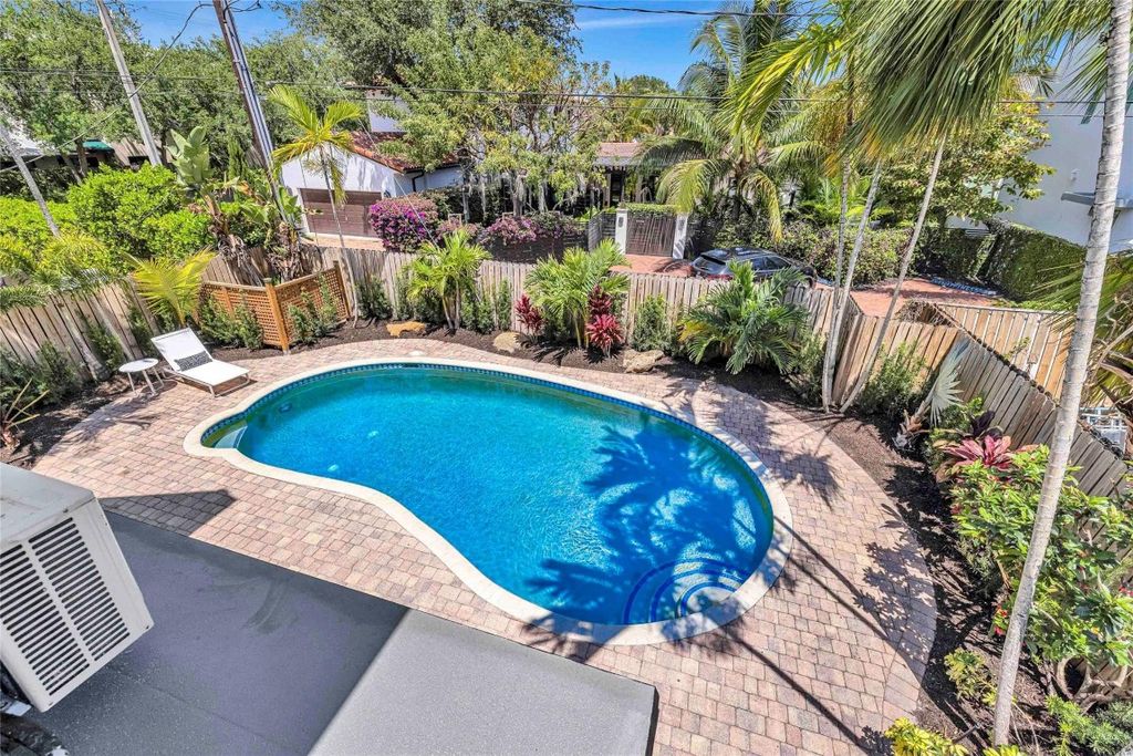 Photo of 1607 SE 1st Street, Fort Lauderdale, FL 33301 (MLS # F10505030)