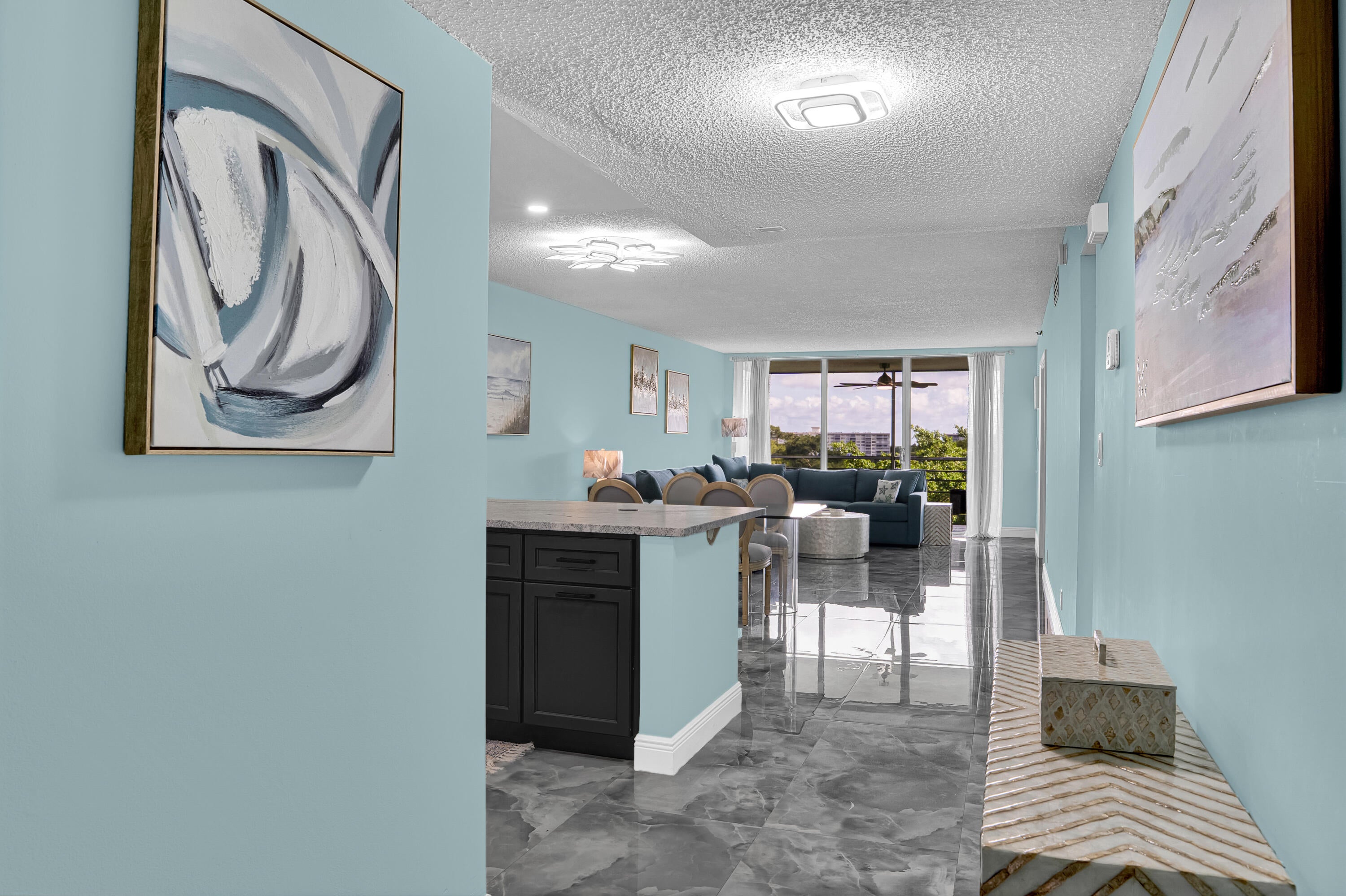 4015 W PALM AIRE Drive 704
