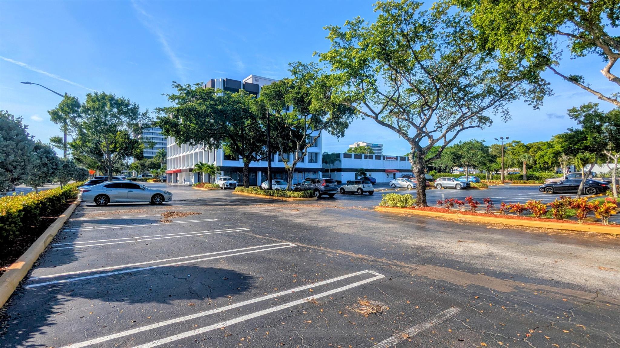 2001 Palm Beach Lakes Boulevard 300-J
