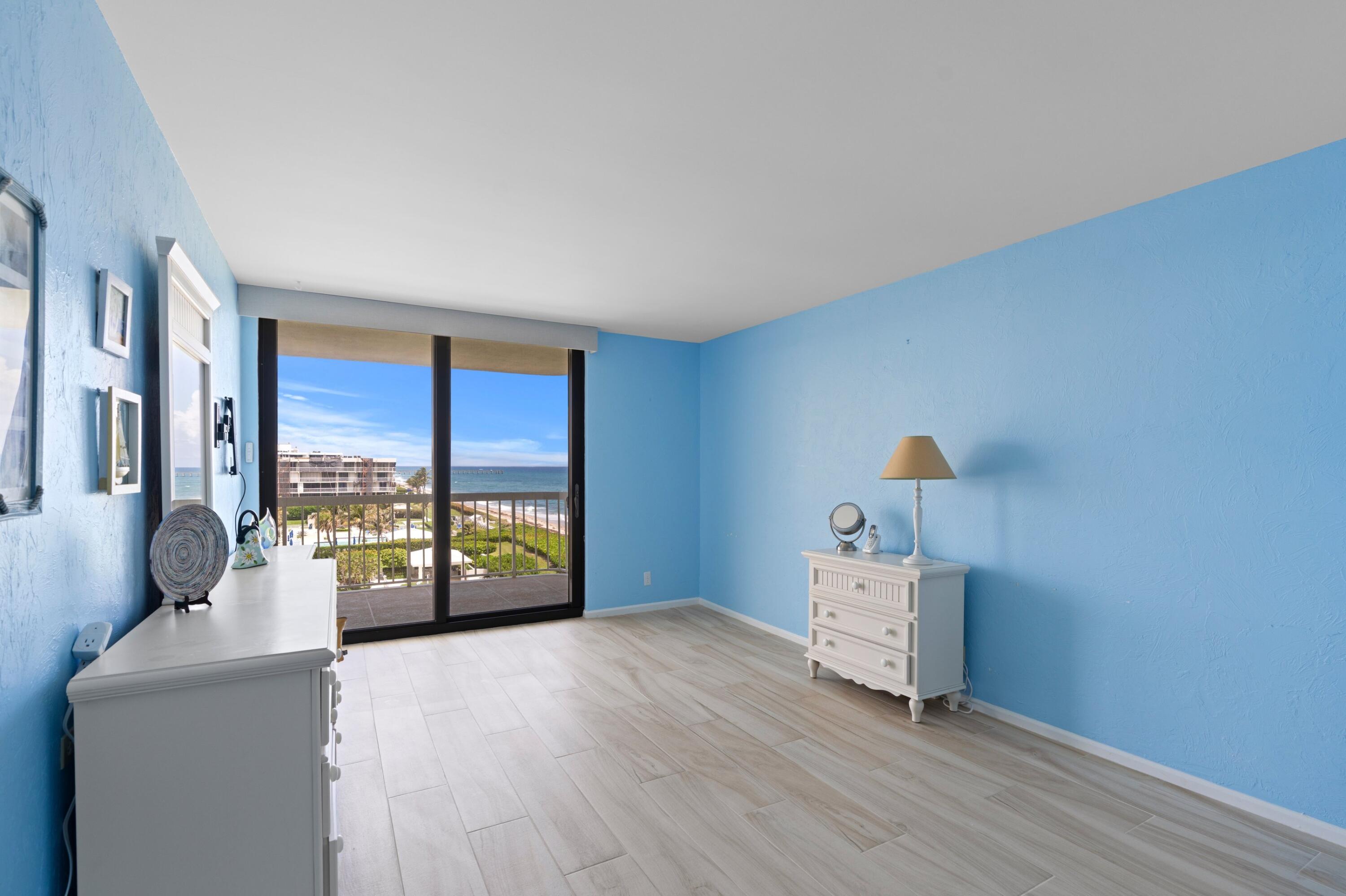 MERIDIAN OF PALM BEACH CONDO - Residential