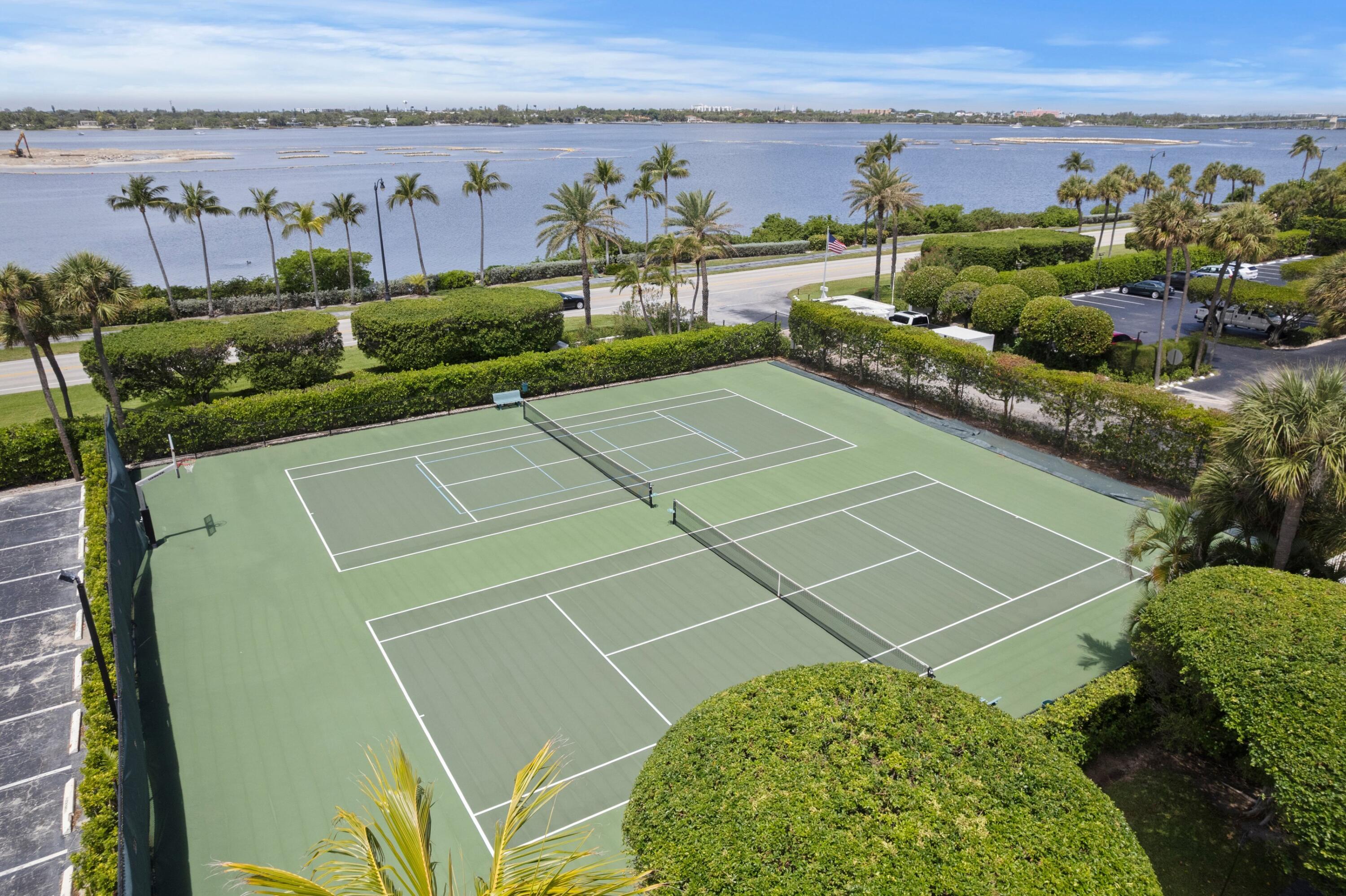 MERIDIAN OF PALM BEACH CONDO - Residential