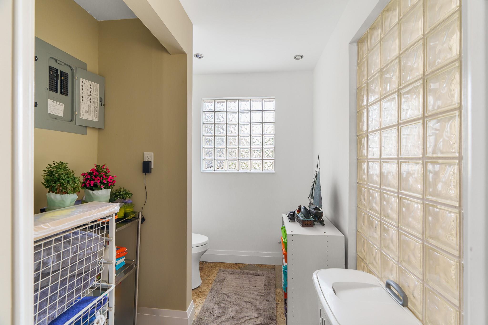 Gill Isles 44-13 B - Residential