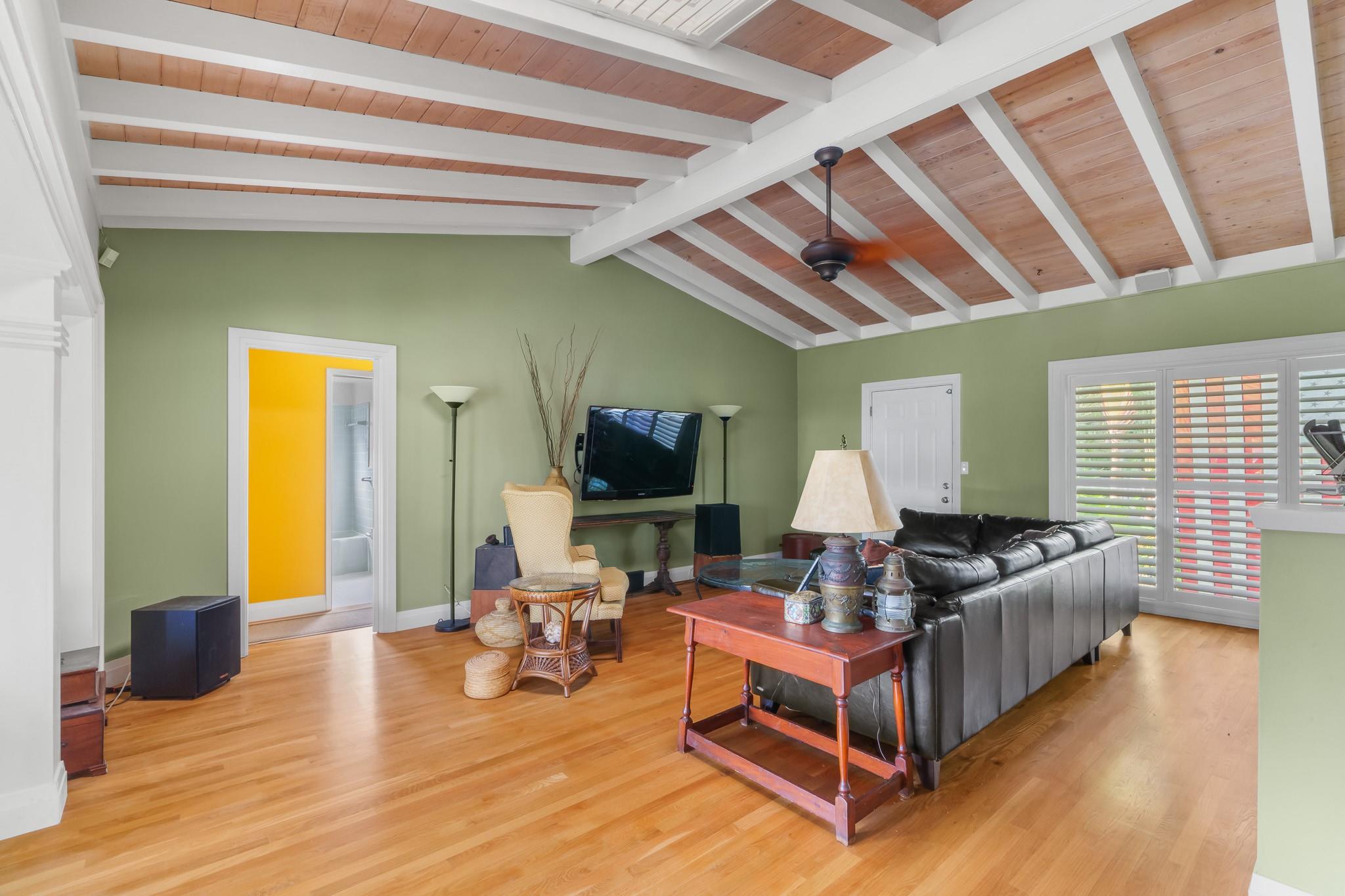 Gill Isles 44-13 B - Residential