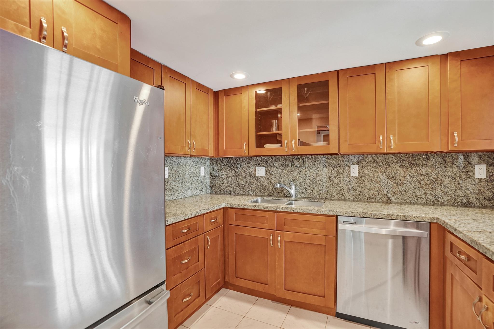 Oceanview Park Condo - Residential Lease