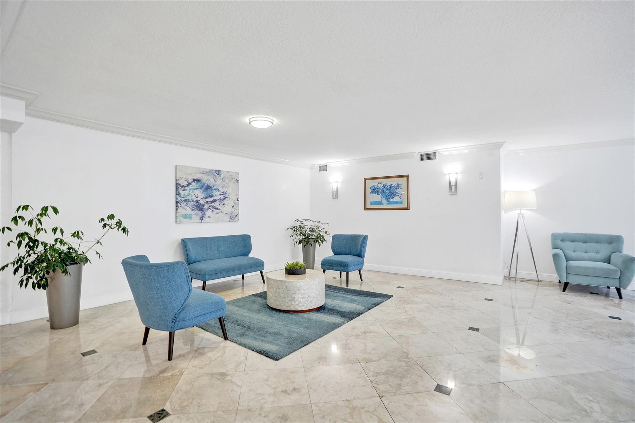 Oceanview Park Condo - Residential Lease