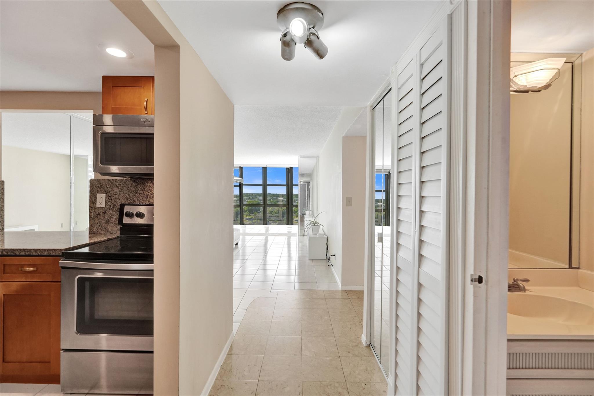 Oceanview Park Condo - Residential Lease
