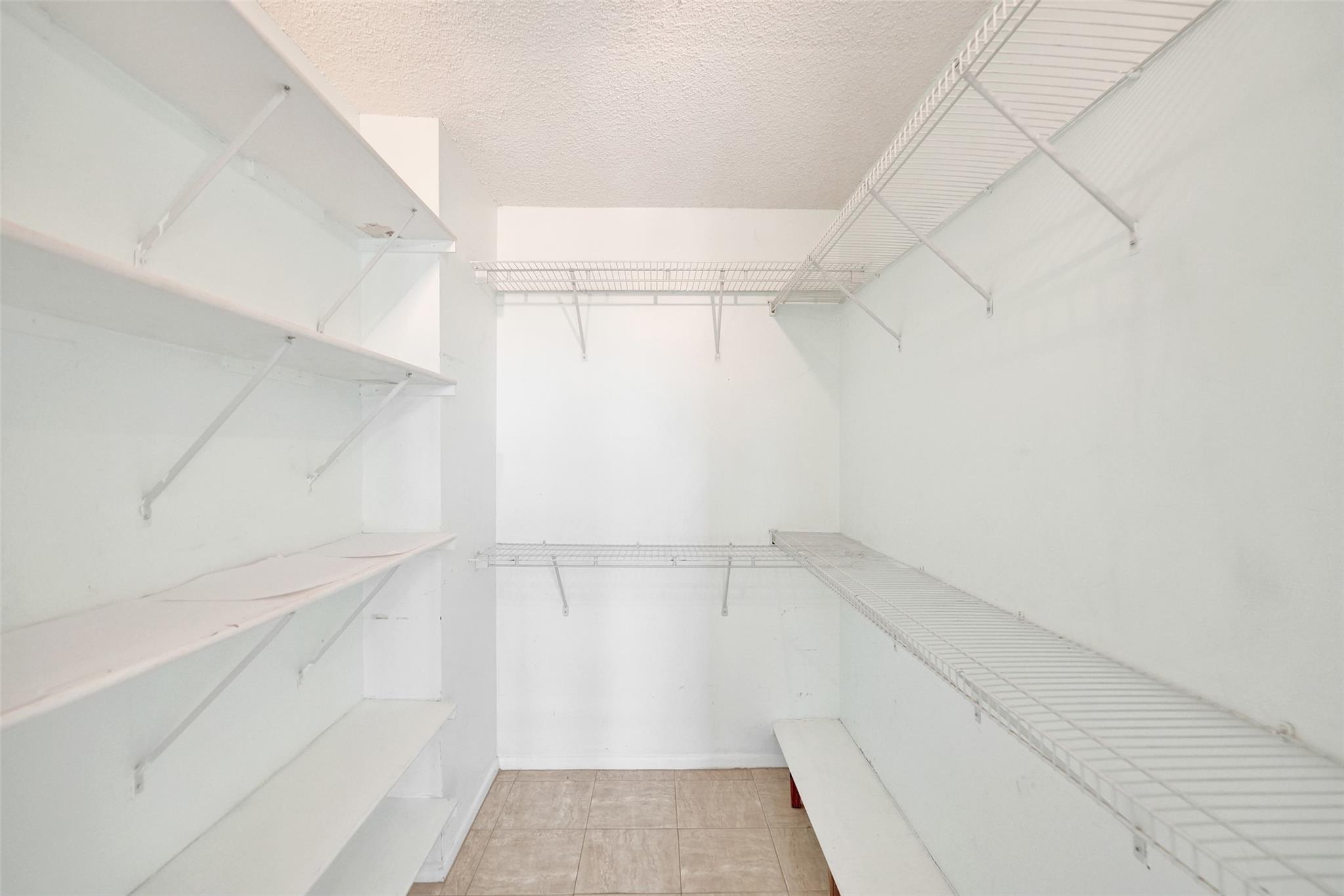 Oceanview Park Condo - Residential Lease