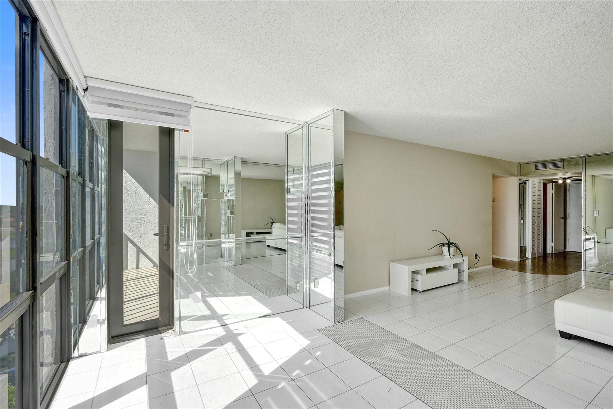 Oceanview Park Condo - Residential Lease