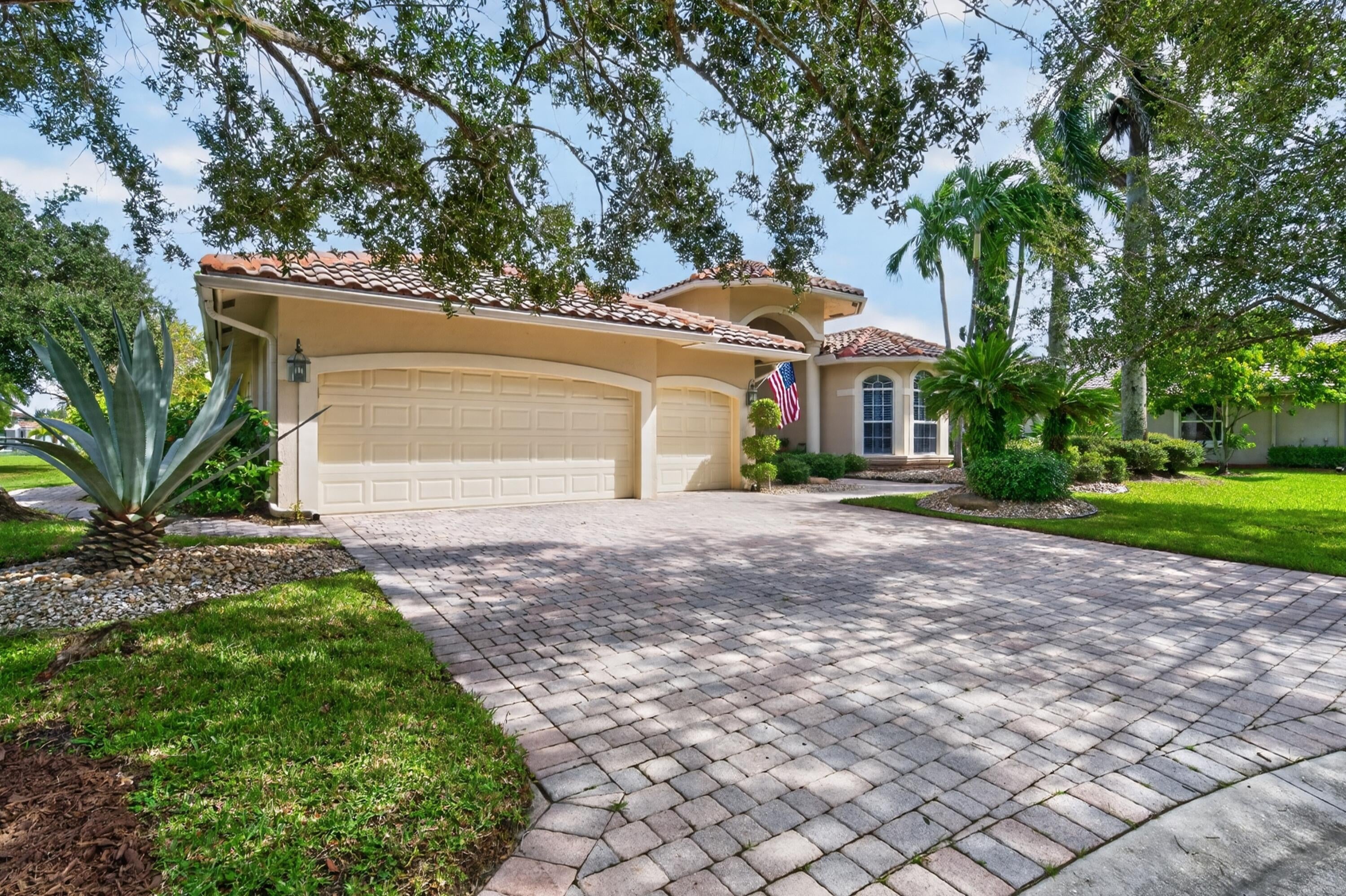 6930 NW 104th Lane