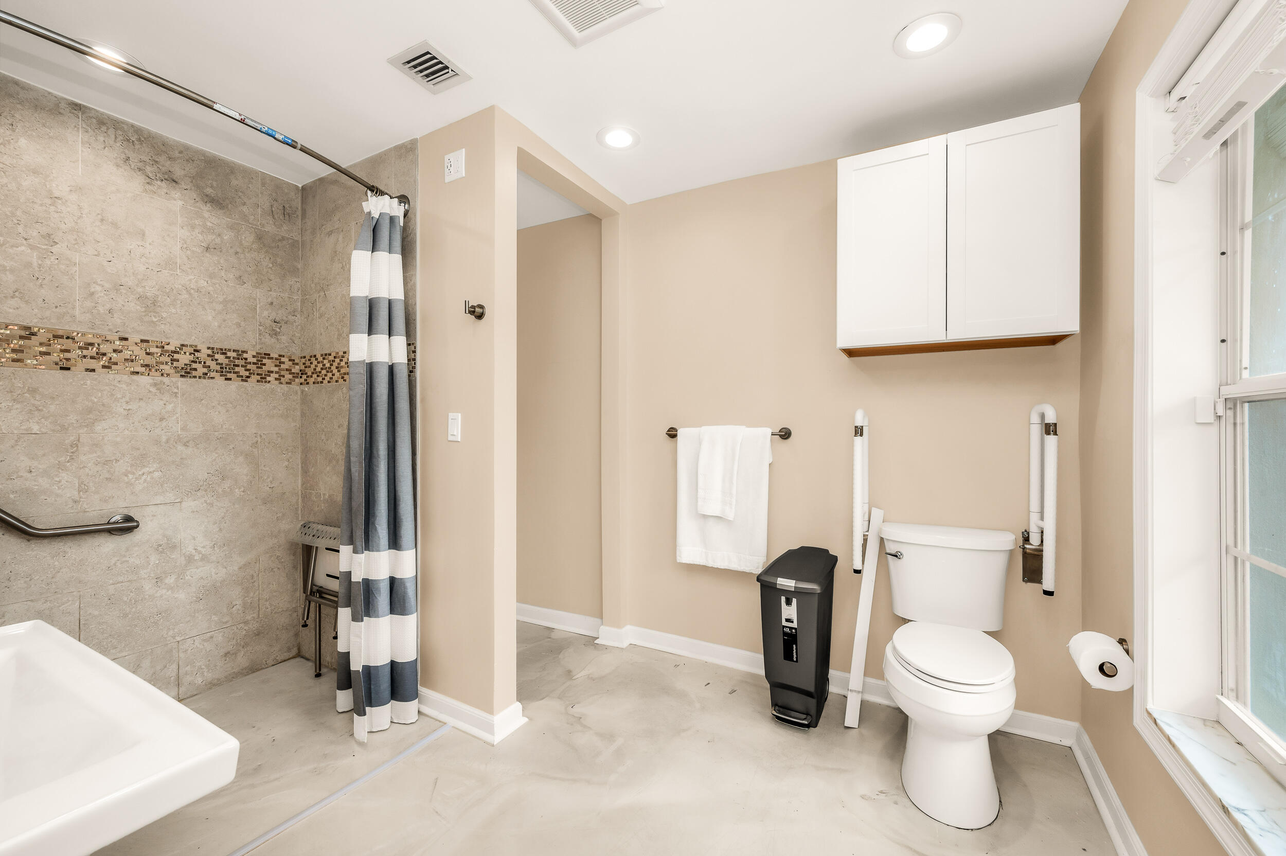 DODGE ESTATES IN - Residential