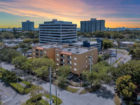 1300 NE 109th Street Unit 207, Miami, FL MLS: R11080489