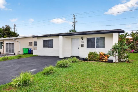 Photo of 2333 NW 82ND Way NW, Sunrise, FL 33322 (MLS # B26072315)