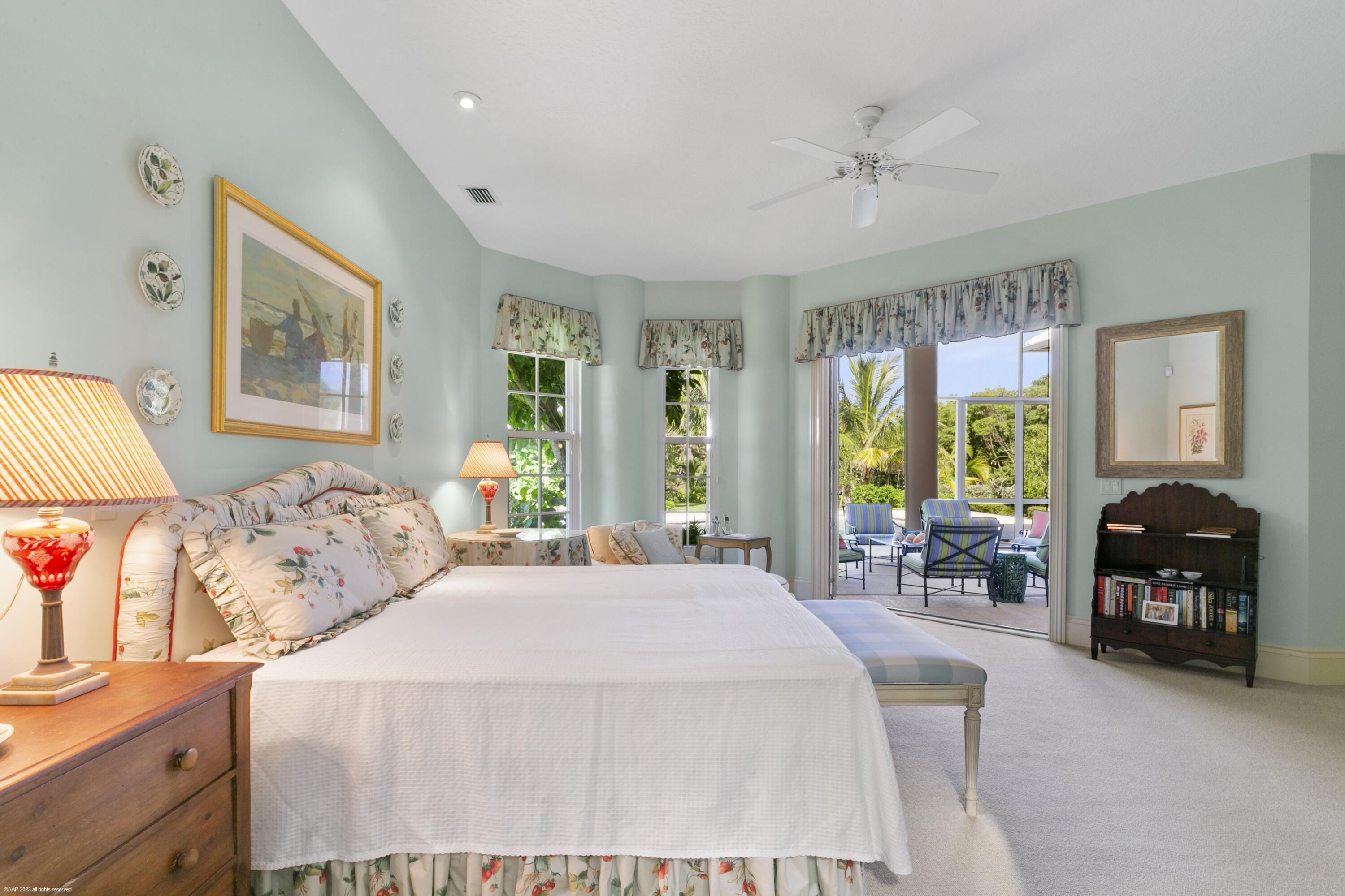 JUPITER ISLAND - Residential