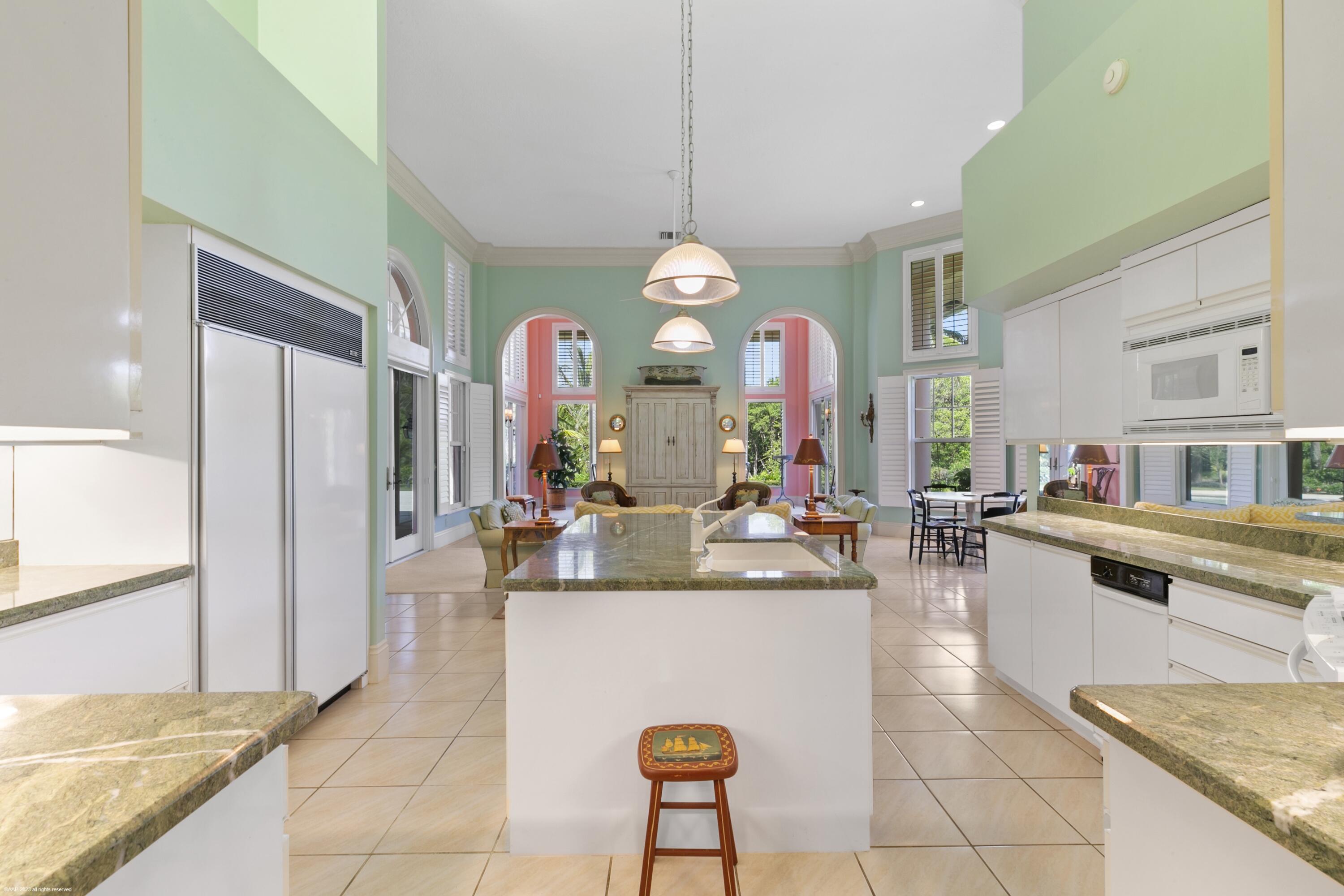 JUPITER ISLAND - Residential