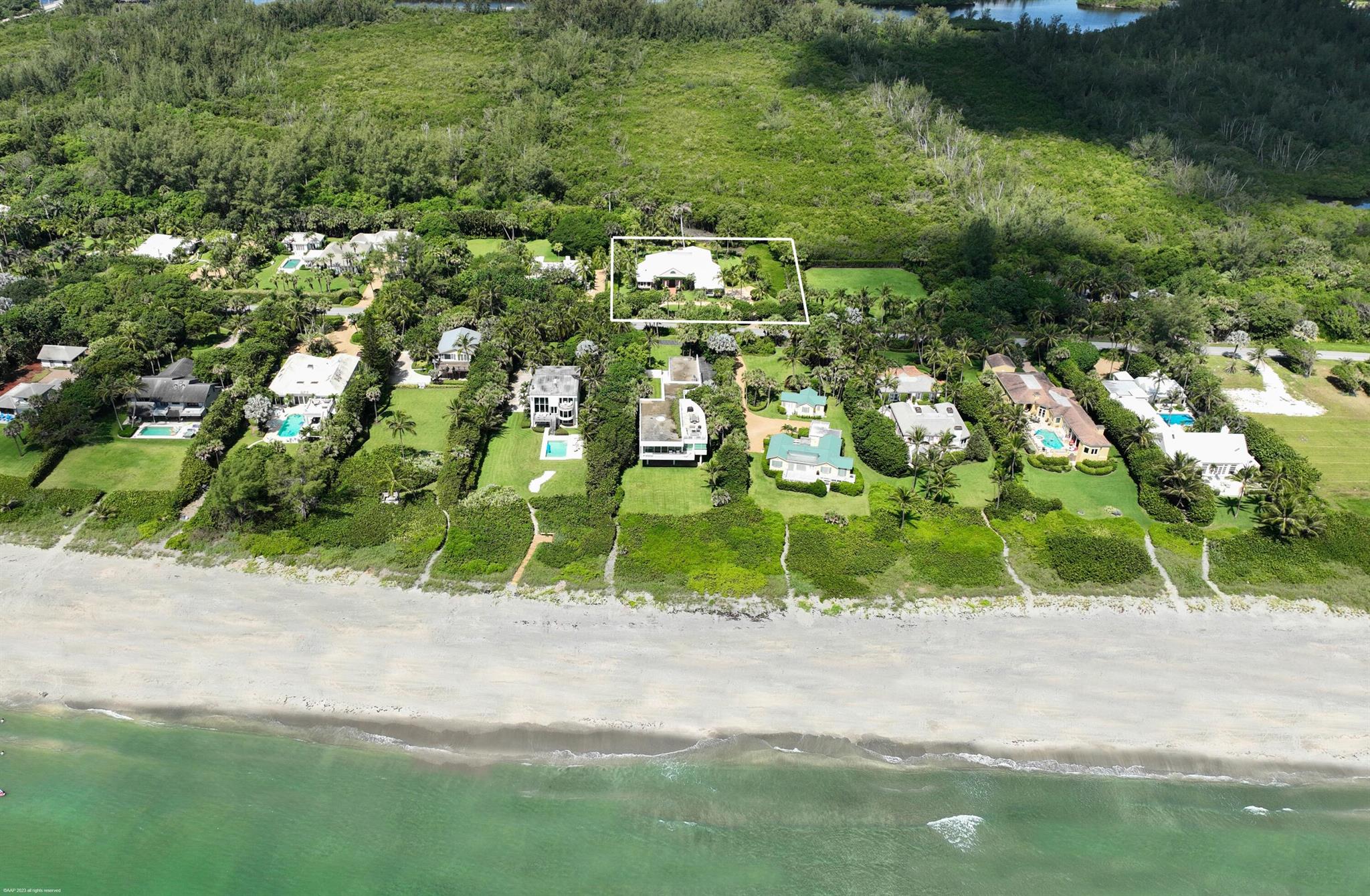 JUPITER ISLAND - Residential