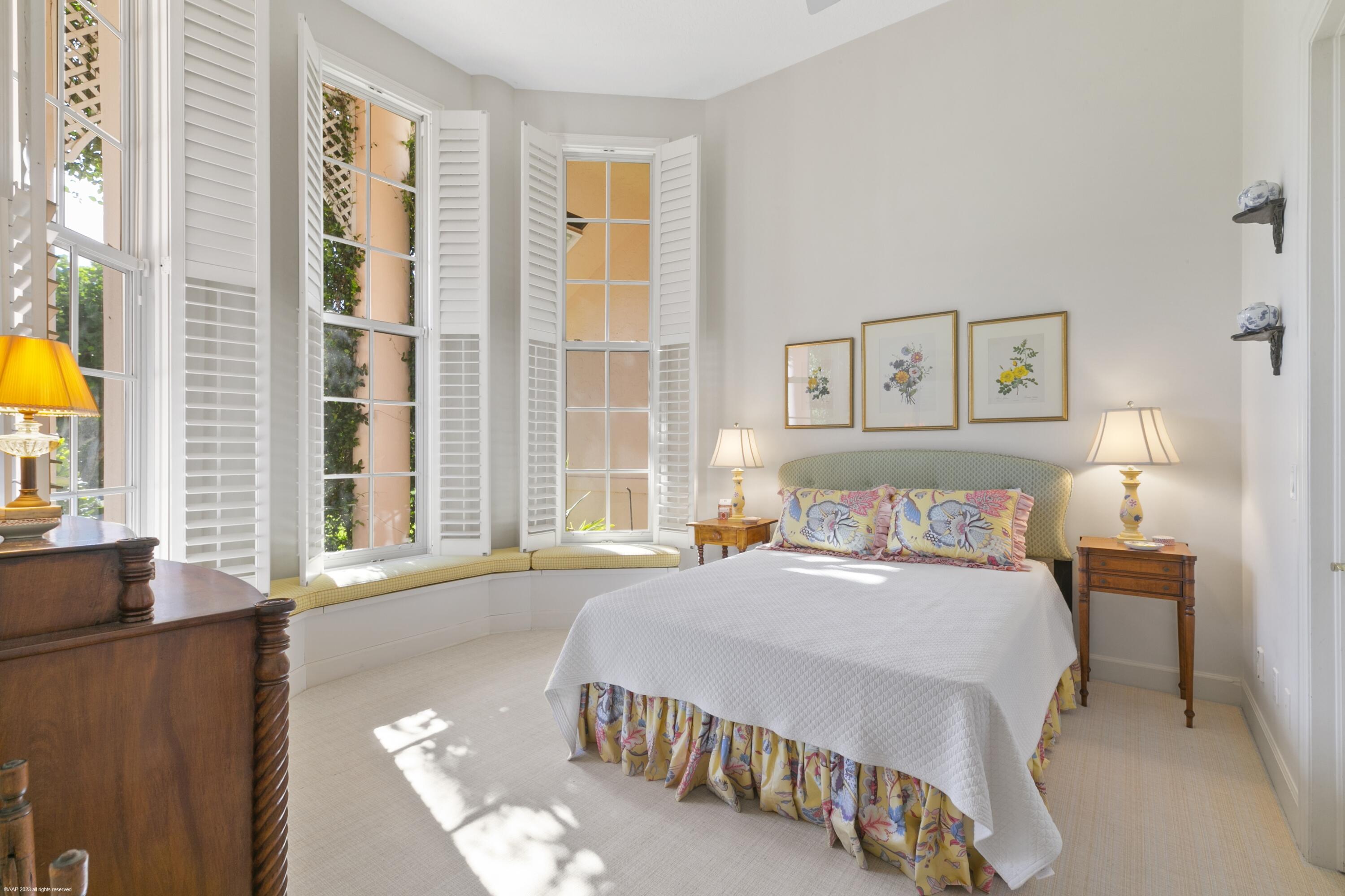 JUPITER ISLAND - Residential