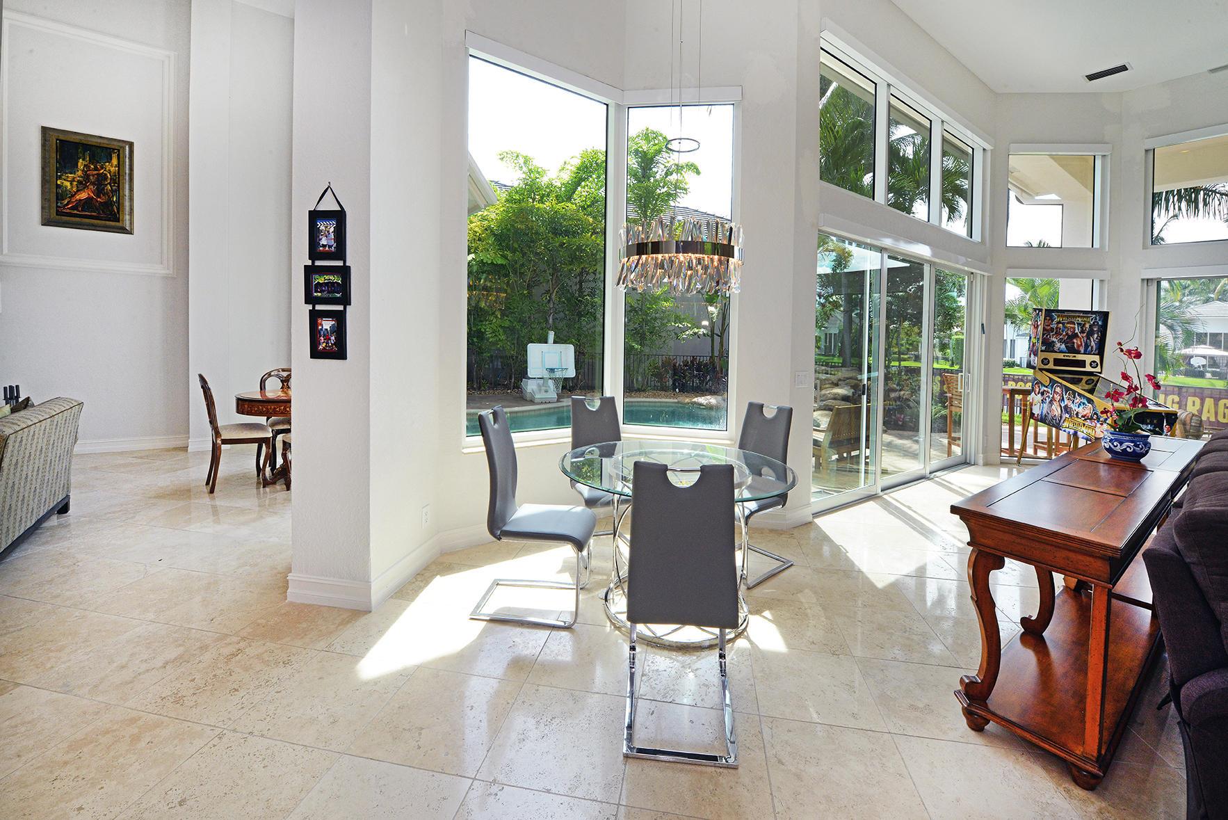 WOODFIELD COUNTRY CLUB - Residential Lease