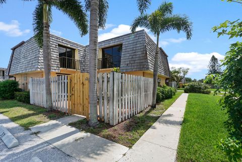 312 Lake Arbor Drive 312, Palm Springs, FL 33461 - MLS#: R10920759