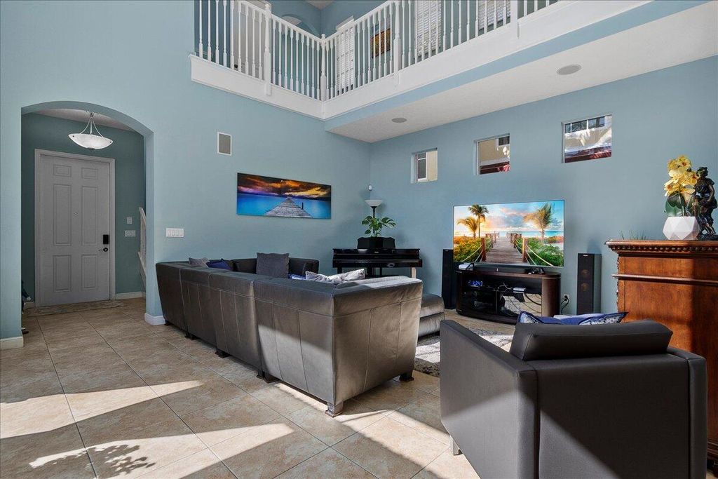 Photo of 82 Stoney Drive, Palm Beach Gardens, FL 33410 (MLS # R11163149)